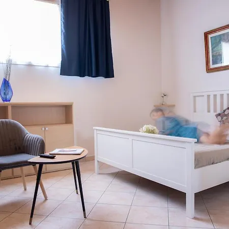 Casa Merano & Restaurant Centro 3* بيبيوني