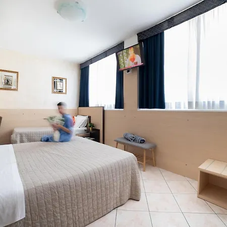 شقة فندقية Casa Merano & Restaurant Centro 3*