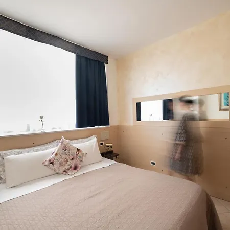 Casa Merano & Restaurant Centro شقة فندقية 3*