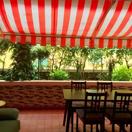 Ξενοδοχείο με διαμερίσματα Casa Merano & Restaurant Centro Μπιμπιόνε