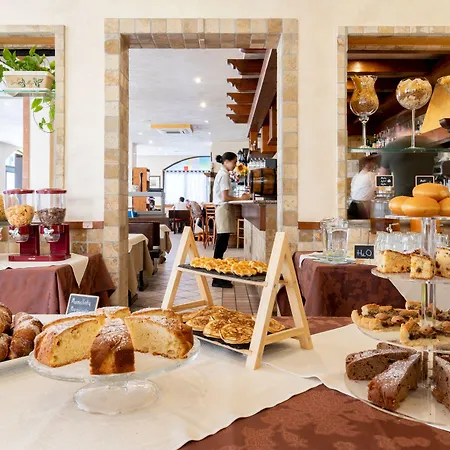 Ξενοδοχείο με διαμερίσματα Casa Merano & Restaurant Centro Μπιμπιόνε