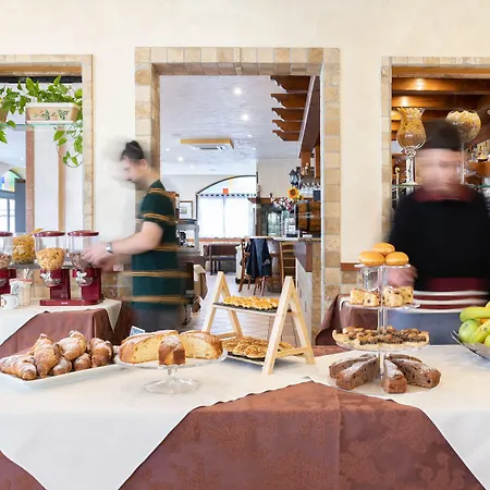 Ξενοδοχείο με διαμερίσματα Casa Merano & Restaurant Centro Μπιμπιόνε