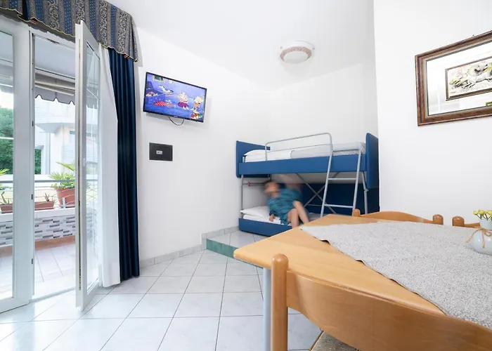 Casa Merano & Restaurant Centro Apartmanhotel Bibione