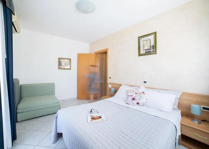 Casa Merano & Restaurant Centro Lägenhetshotell 3*