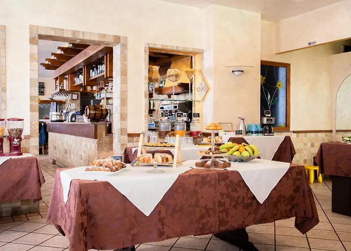 Lägenhetshotell Casa Merano & Restaurant Centro 3*