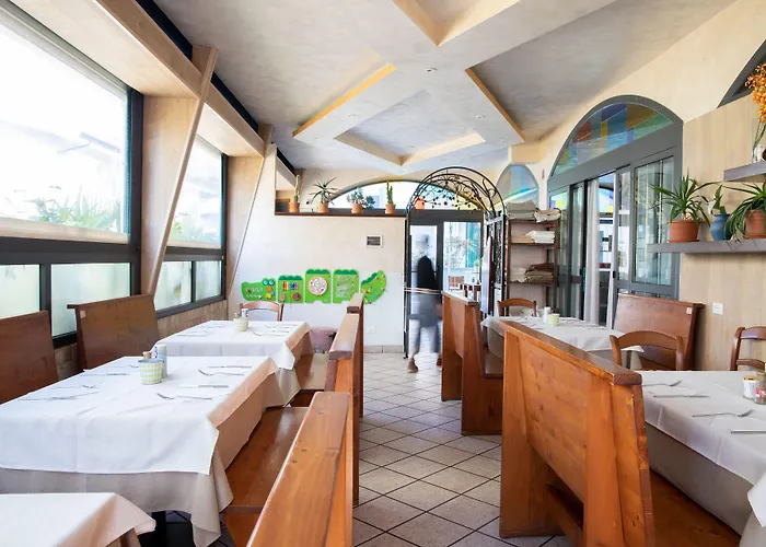 Ξενοδοχείο με διαμερίσματα Casa Merano & Restaurant Centro