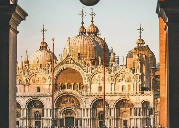 Casa Merano & Restaurant Centro 4* Bibione